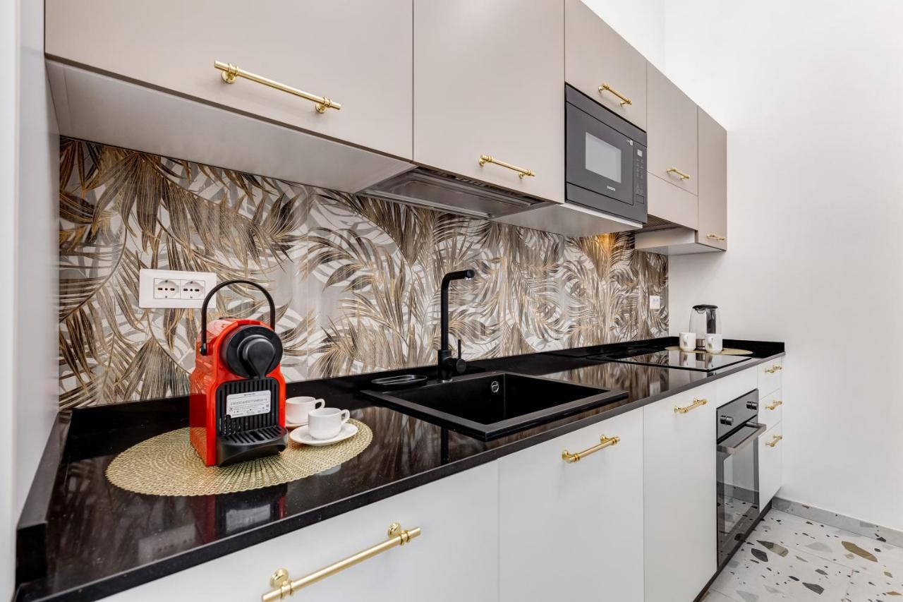 Villa Chiara - A New Luxury Star Is Born In Rome! المظهر الخارجي الصورة